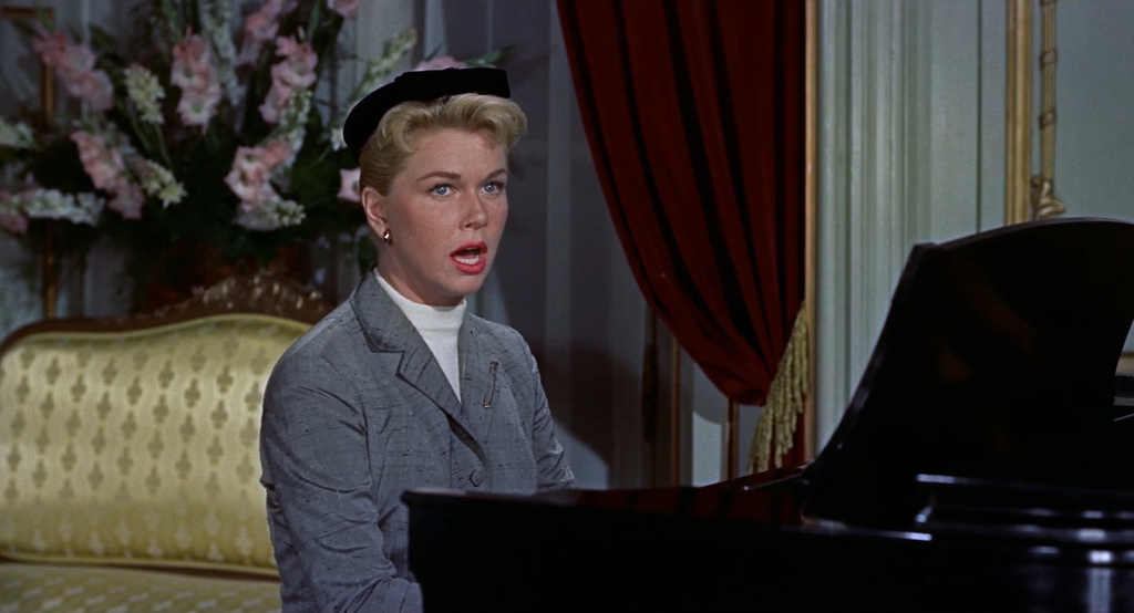 64d4c519a7055_Doris_Day_Que_Sera_Sera.jpg.ca53dcedc494bff17995455e8f22432a.jpg